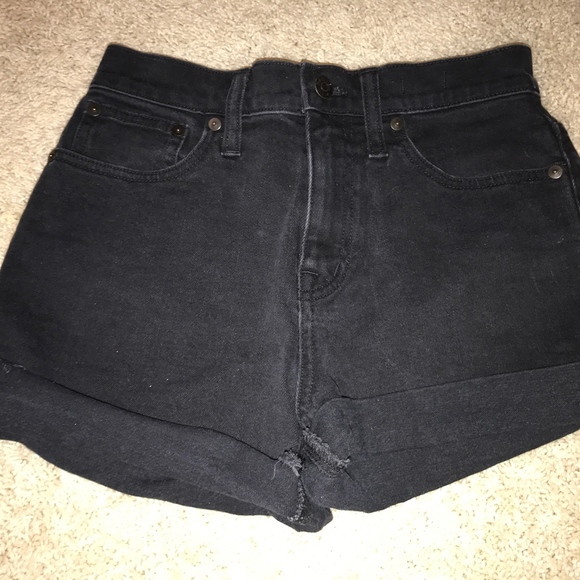 Madewell Pants - Madewell Black jean shorts